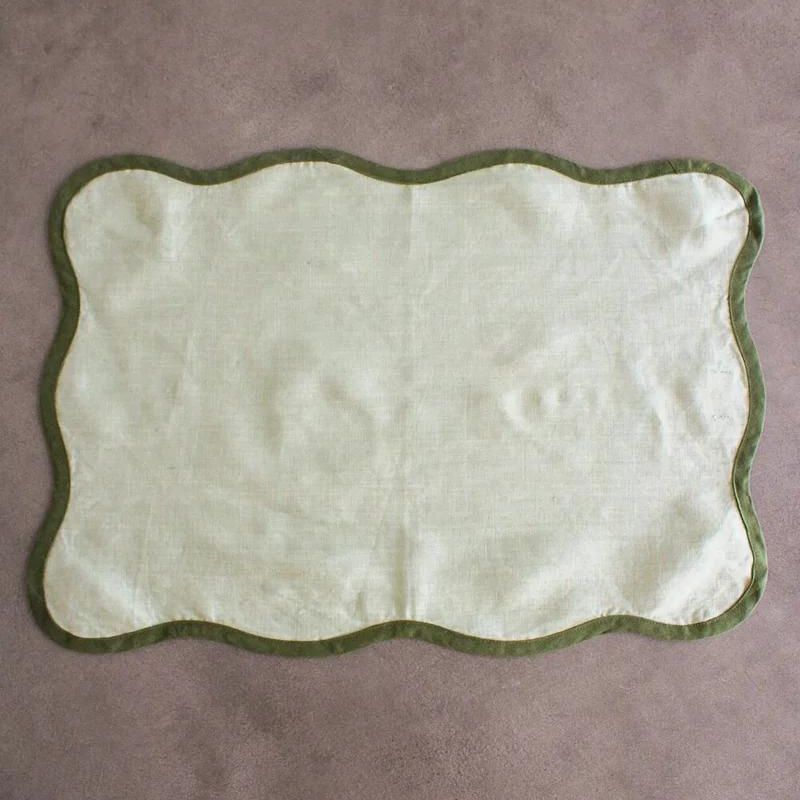 Scalloped Placemats 100% Belgium Flax Linen (Set of 4) - Available in 2 Styles